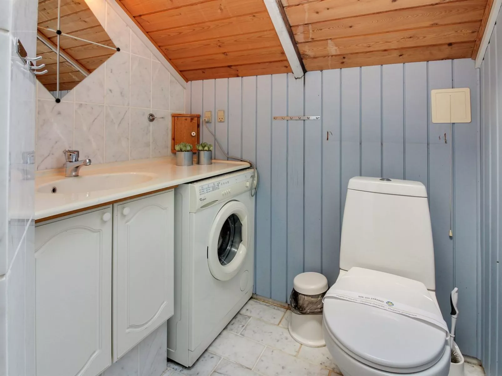 "Ingwin" - 250m to the fjord-Binnen