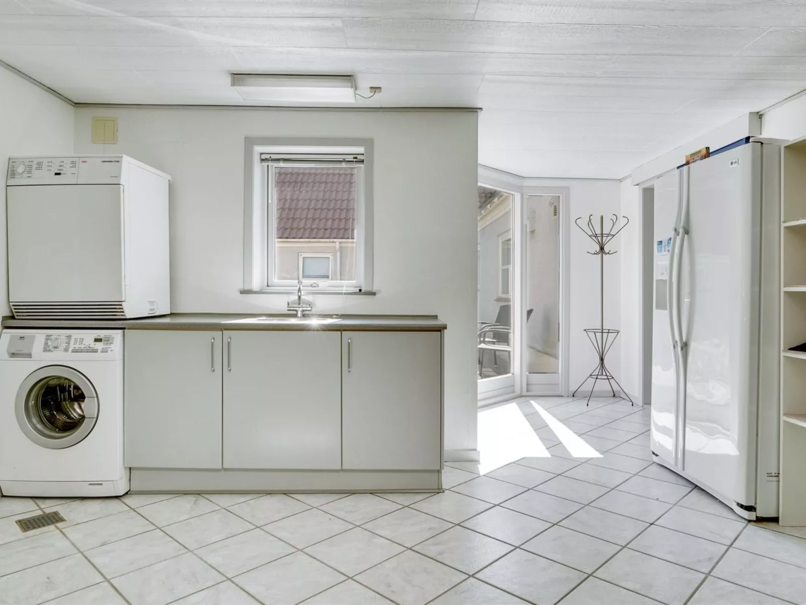 "Stefan" - 500m from the sea-Binnen