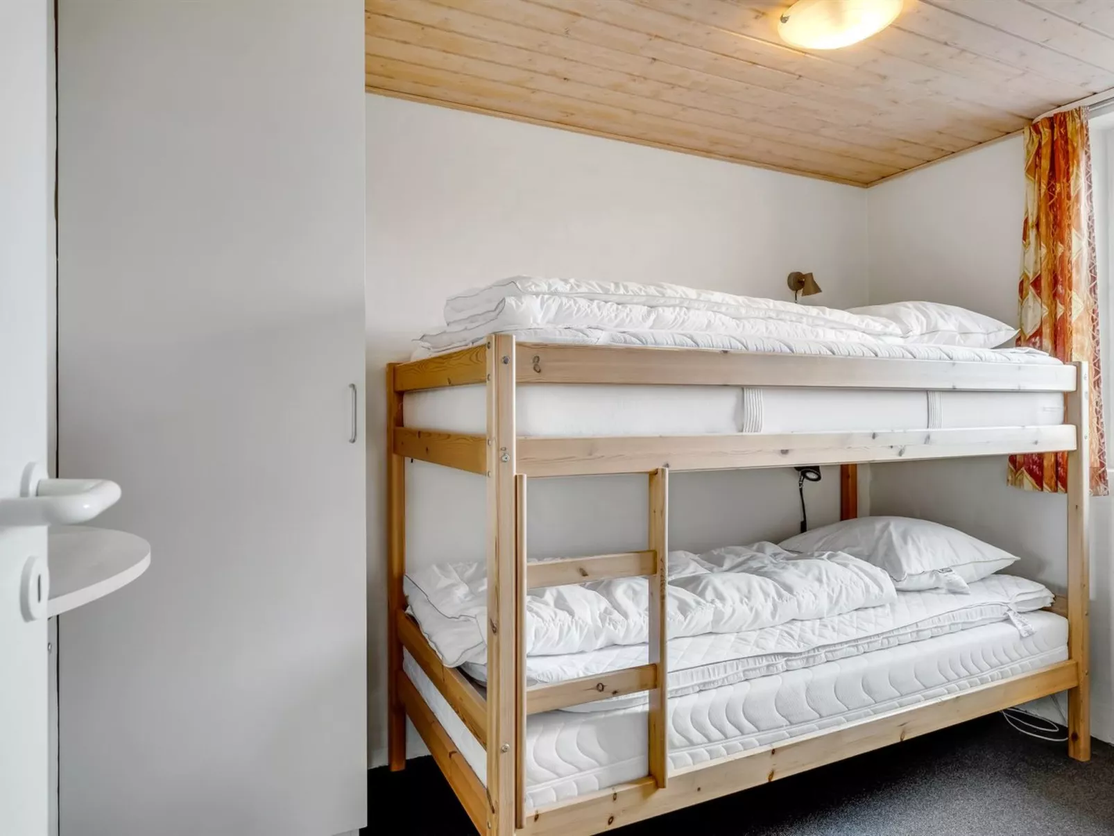 "Palli" - 600m from the sea-Binnen