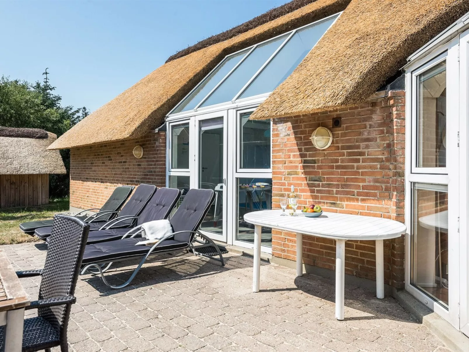 "Laetitita" -  from the sea-Buiten