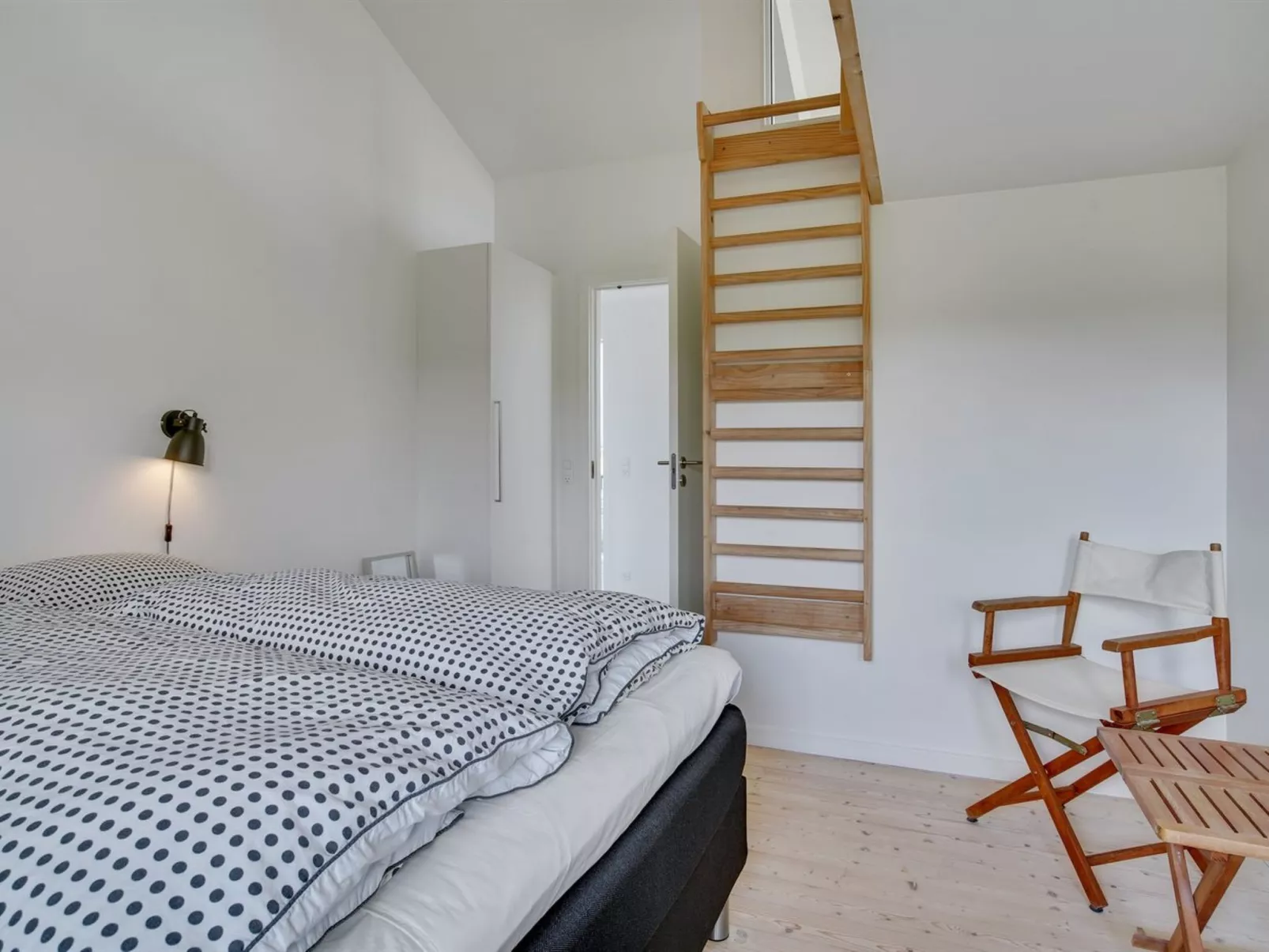 "Dila" - 150m from the sea-Binnen