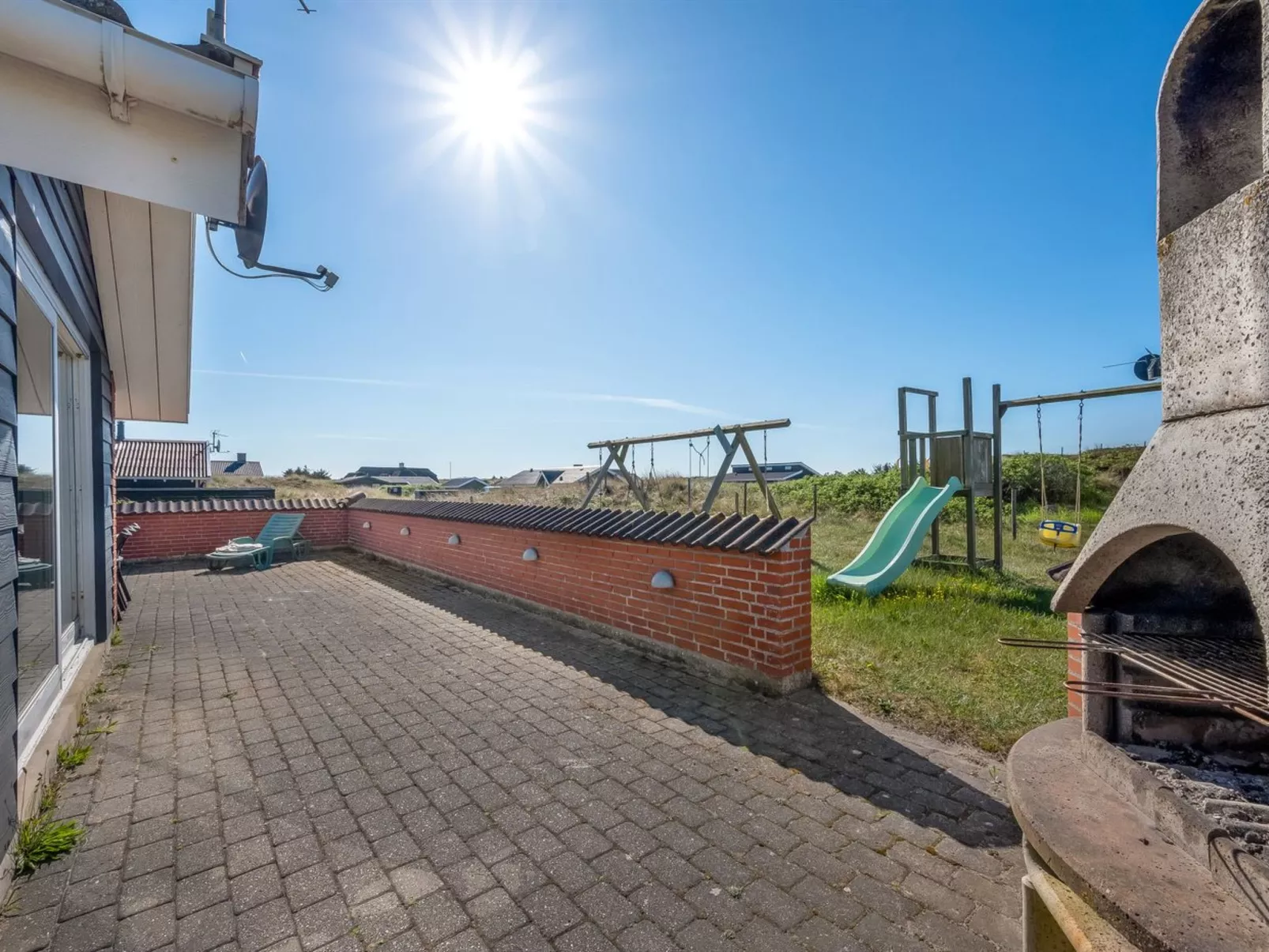 "Fia" -  from the sea-Buiten