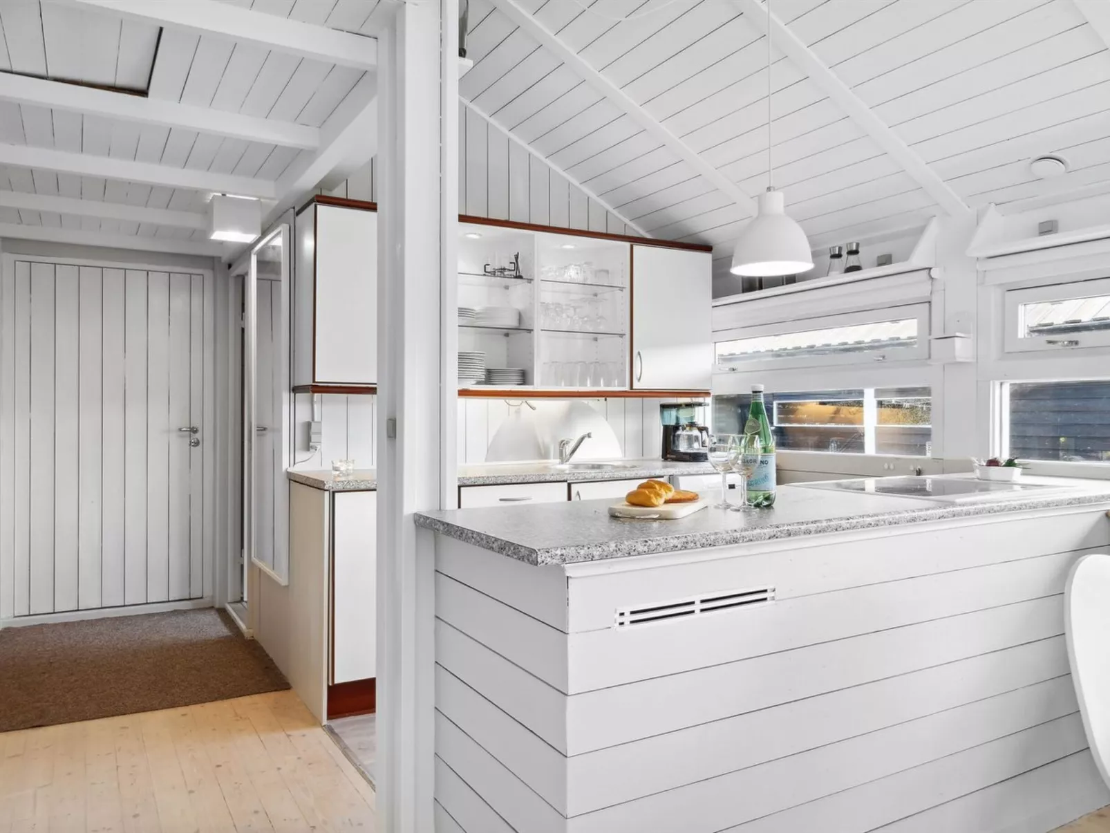 "Allida" - 800m from the sea-Binnen