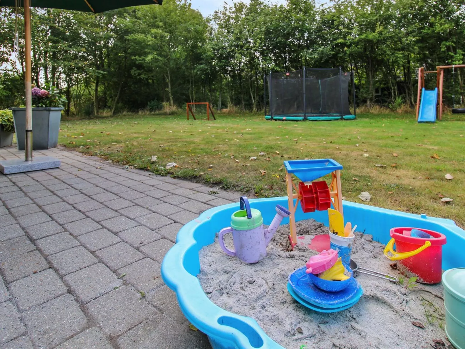 "Ulrikke" - 12km from the sea-Buiten