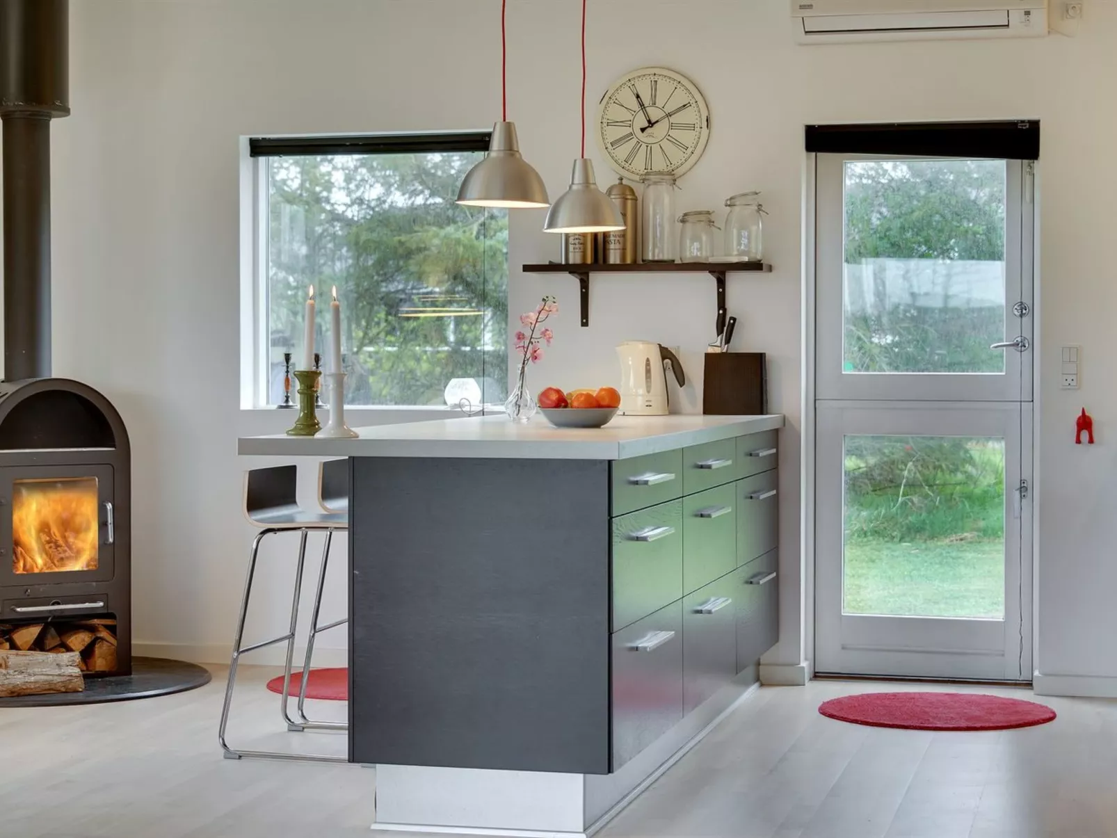 "Aarthi" - 637m from the sea-Binnen