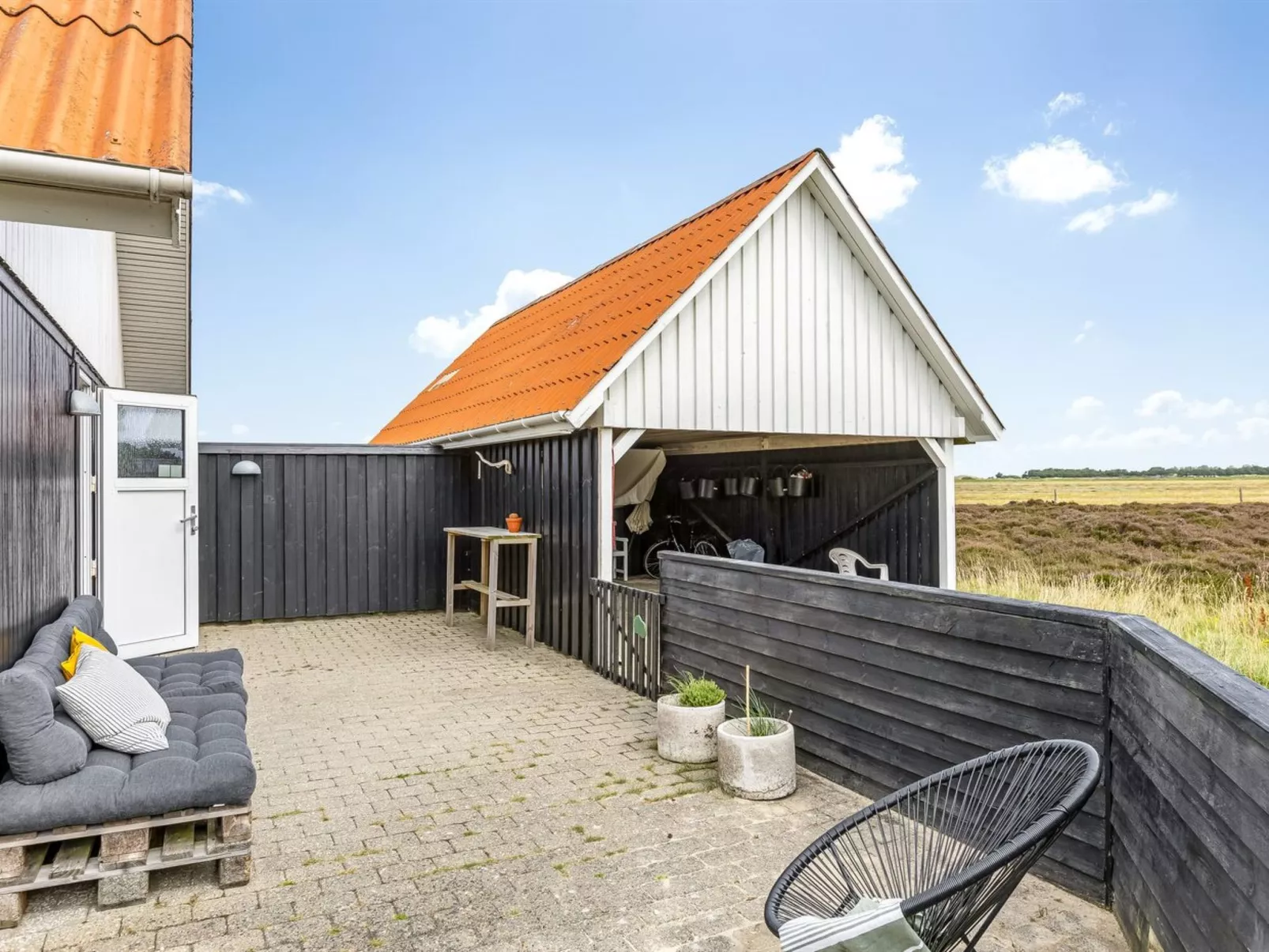 "Teda" - 2km from the sea-Buiten