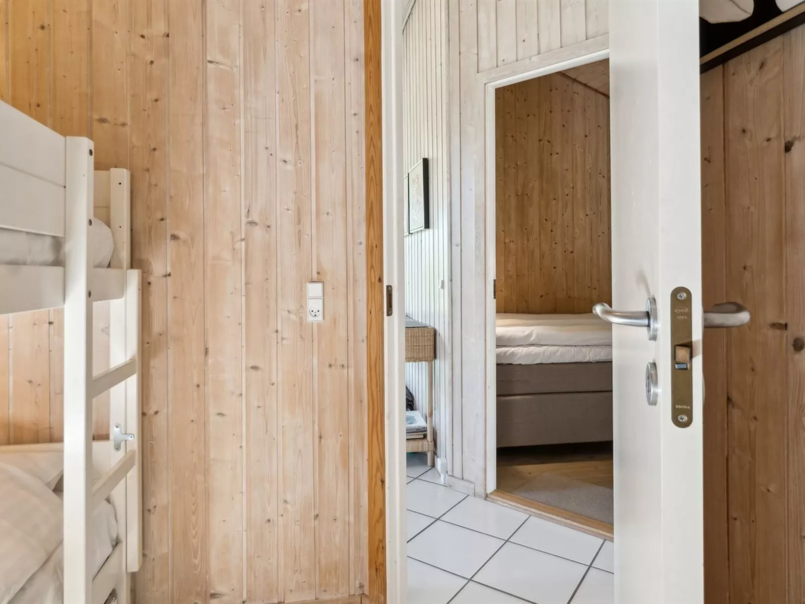 "Rixa" - 525m from the sea-Binnen