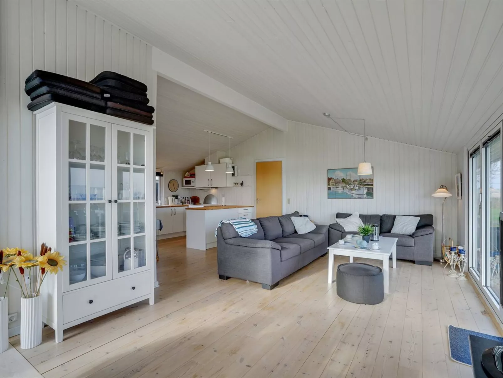 "Gisa" -  from the sea-Binnen