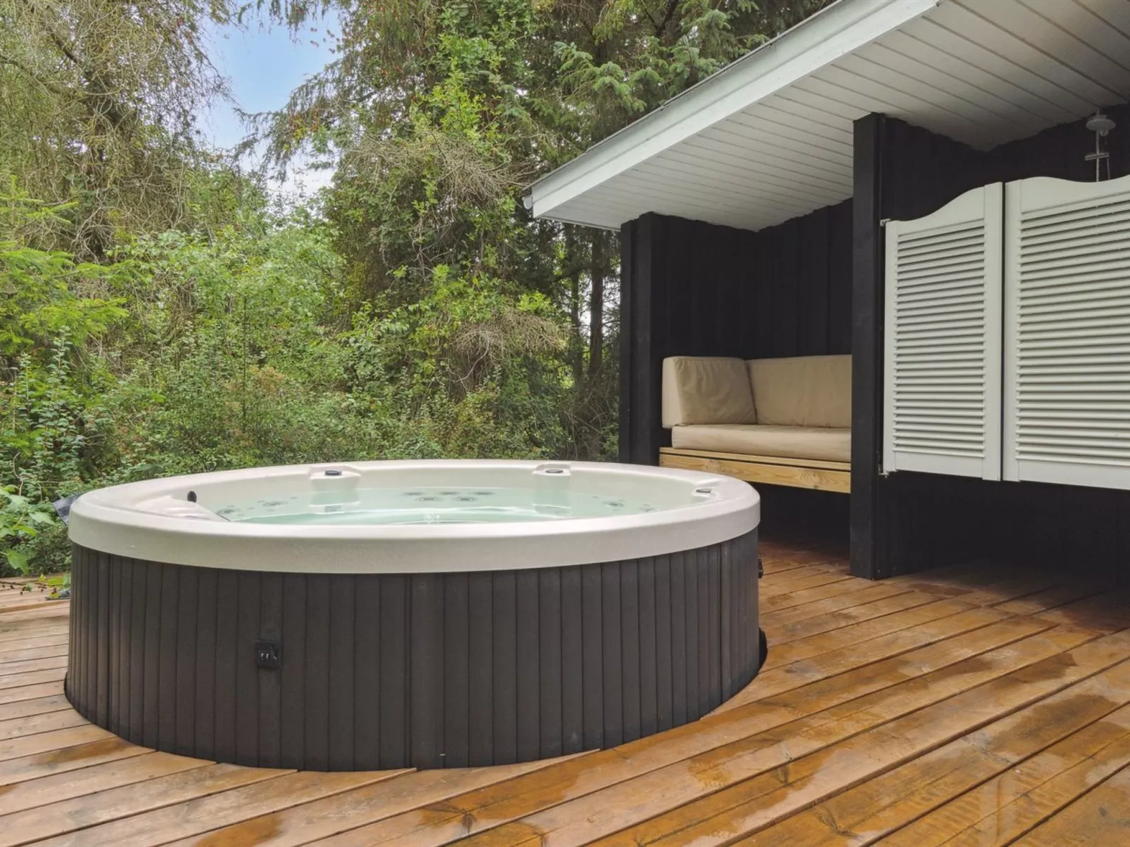 "Adam" -  from the sea-Binnen