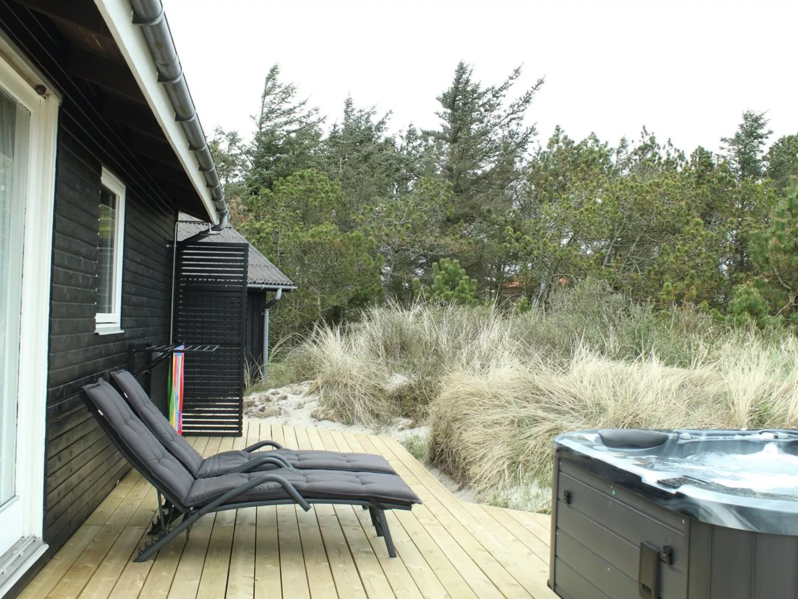 "Martti" -  from the sea-Buiten