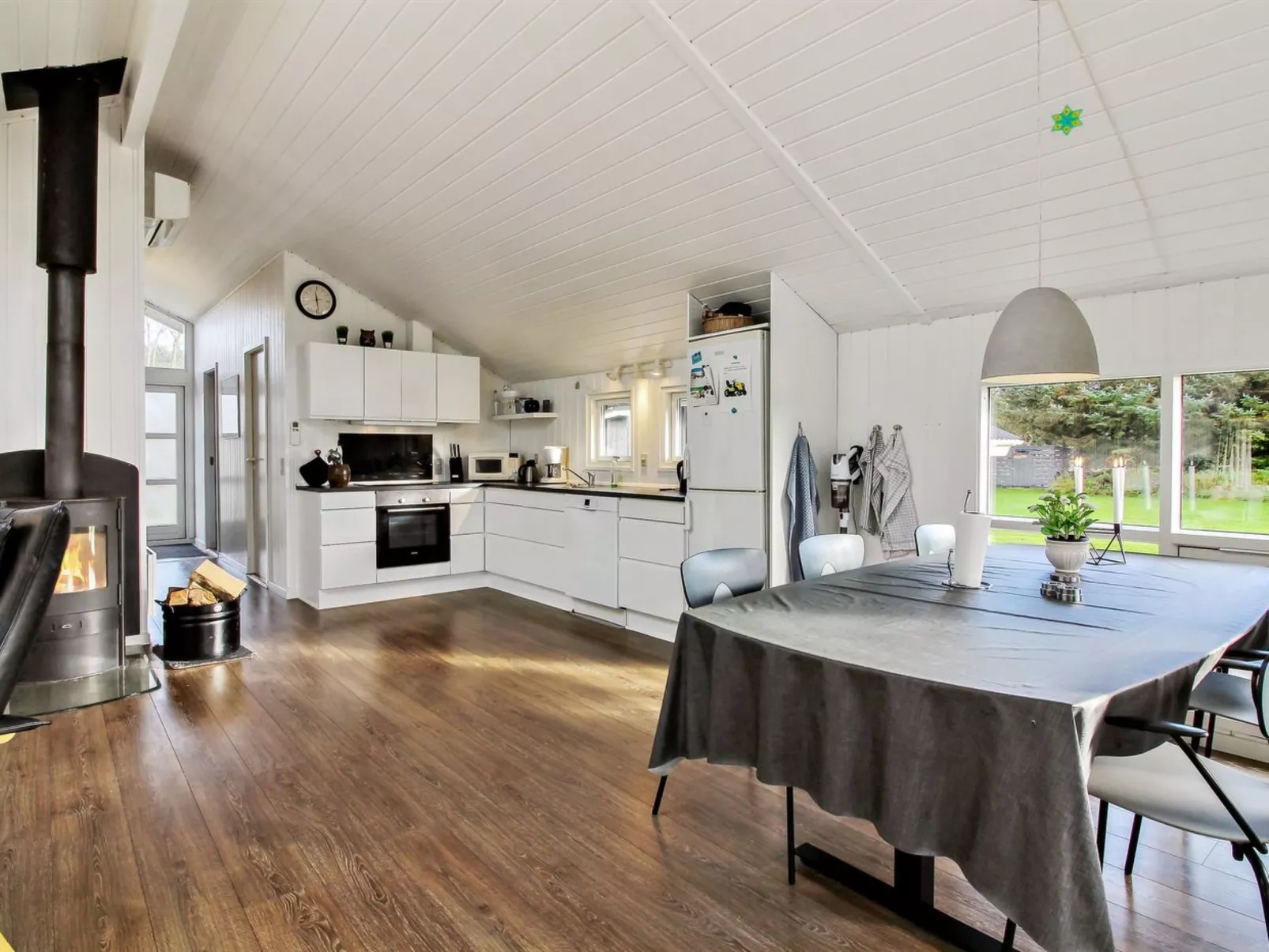 "Annalisa" - 1.2km from the sea-Binnen