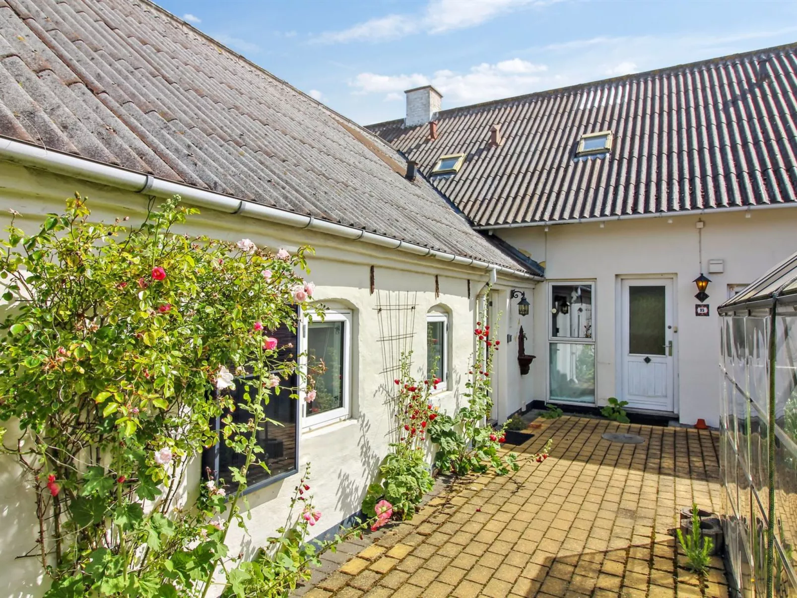 "Canan" - 1.6km from the sea-Binnen