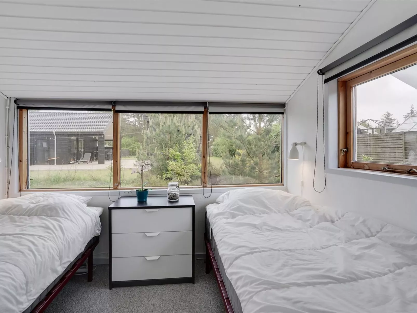 "Landolf" - 250m from the sea-Binnen