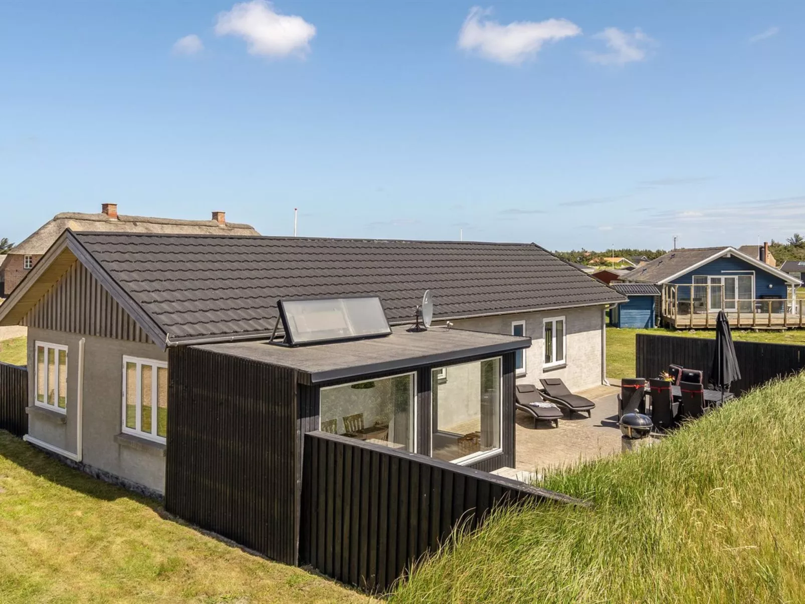 "Ludwik" - 150m from the sea-Buiten