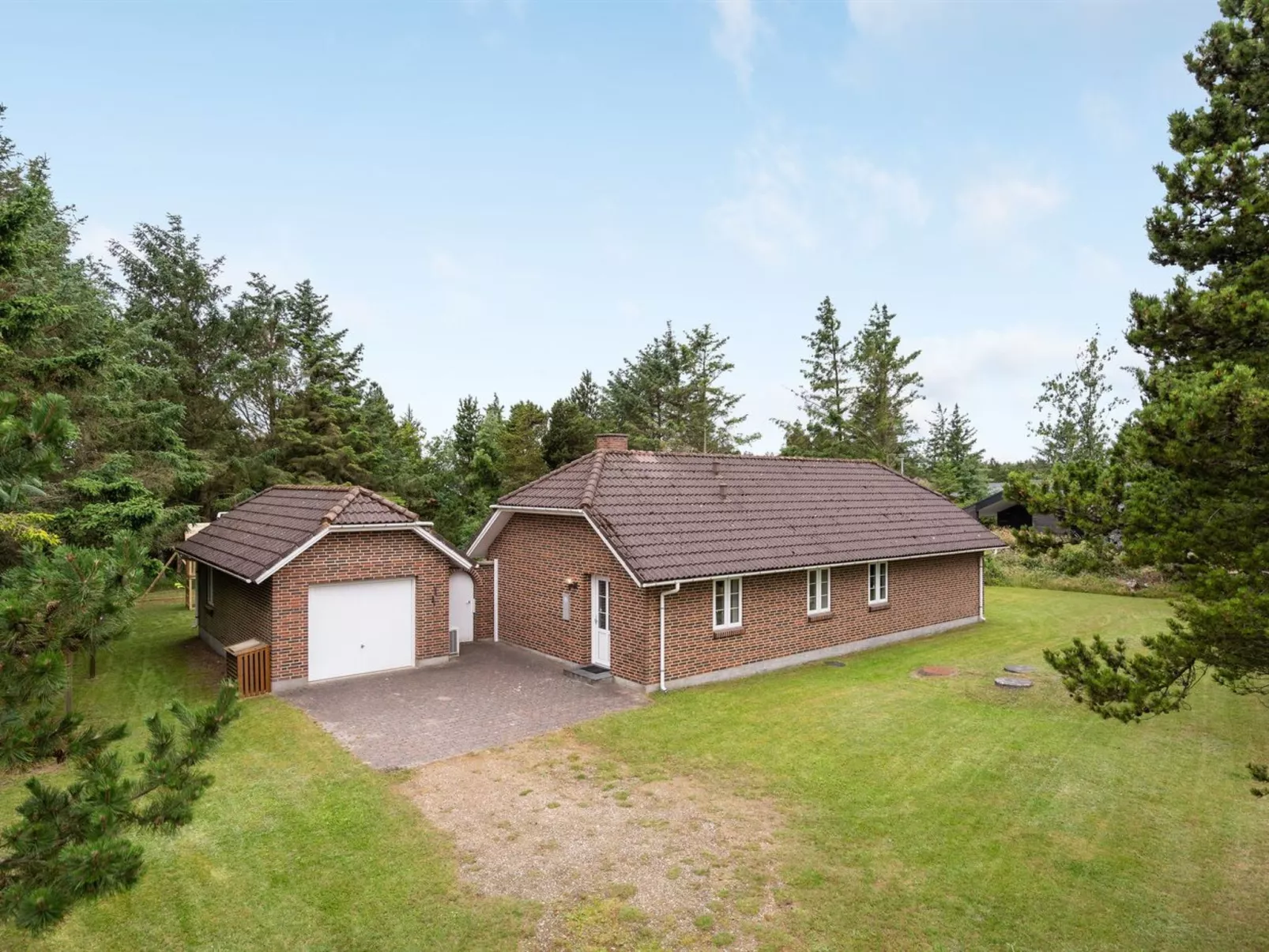 "Hjalmsvider" - 1km from the sea-Buiten