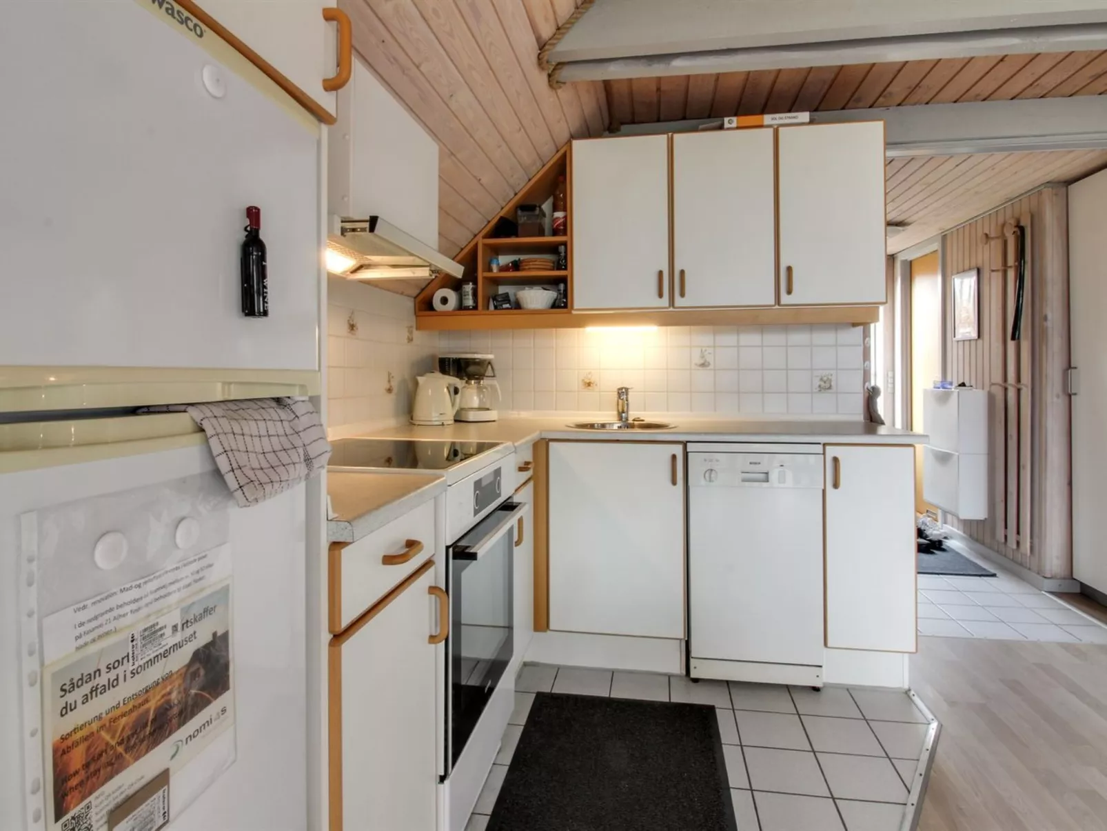 "Ellenor" - 300m to the fjord-Binnen