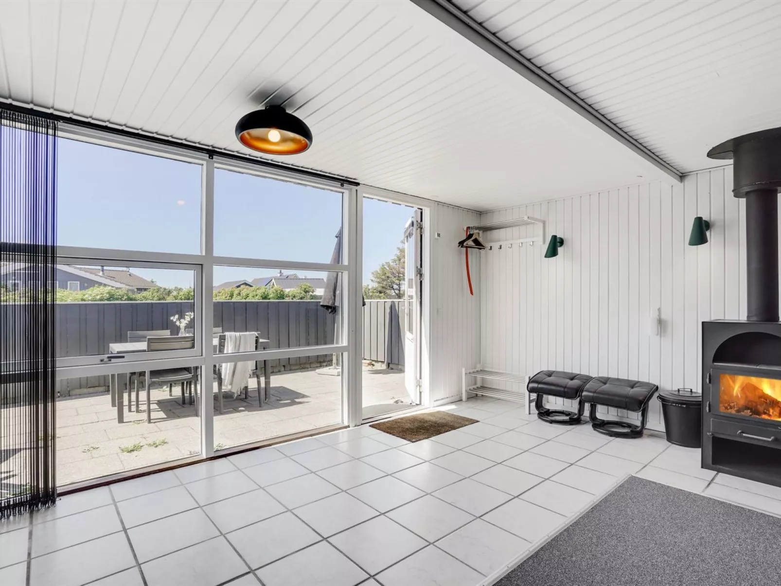 "Biarni" - 300m from the sea-Binnen