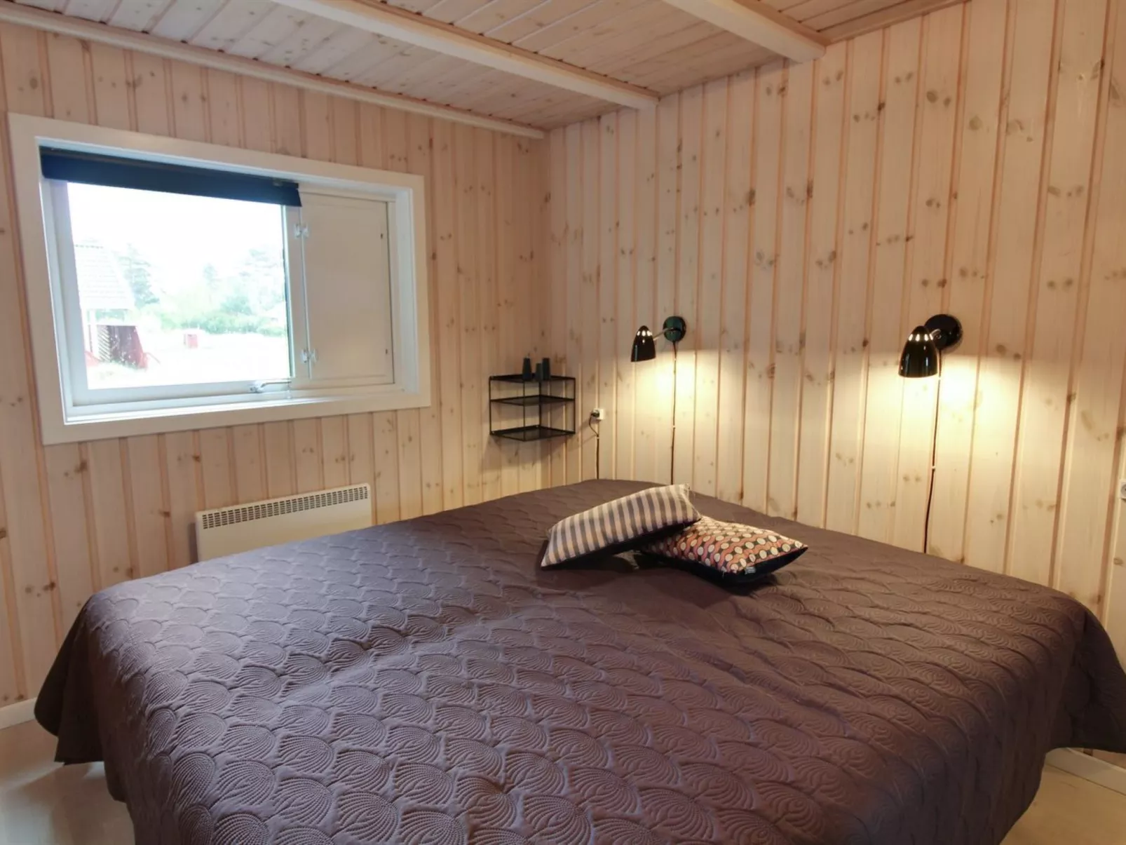 "Ansgar" - 150m from the sea-Binnen