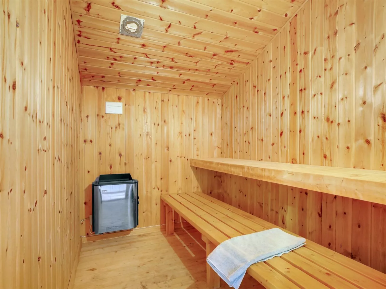 "Joern" - 300m from the sea-Binnen