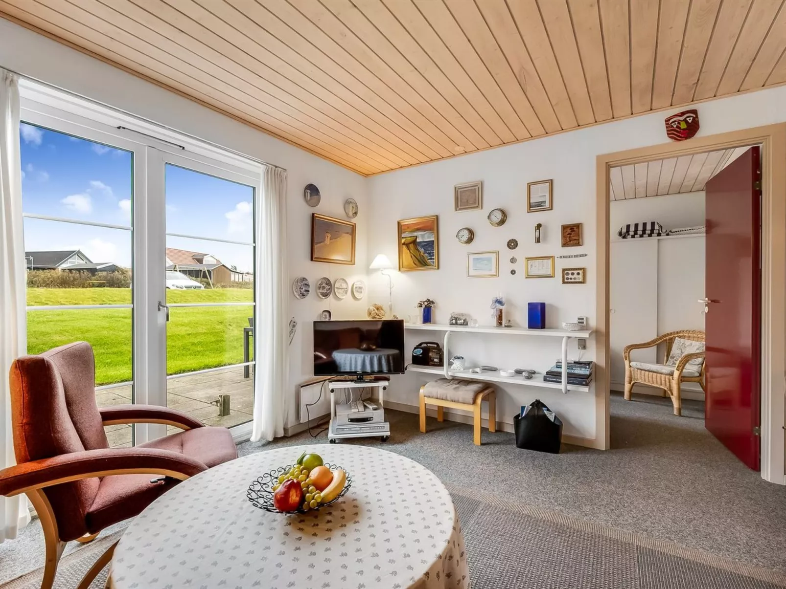 "Kaisa" - 200m from the sea-Binnen