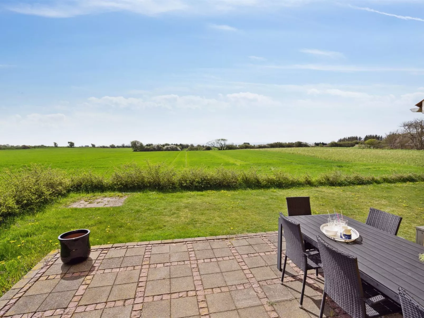 "Store" - 700m from the sea-Buiten