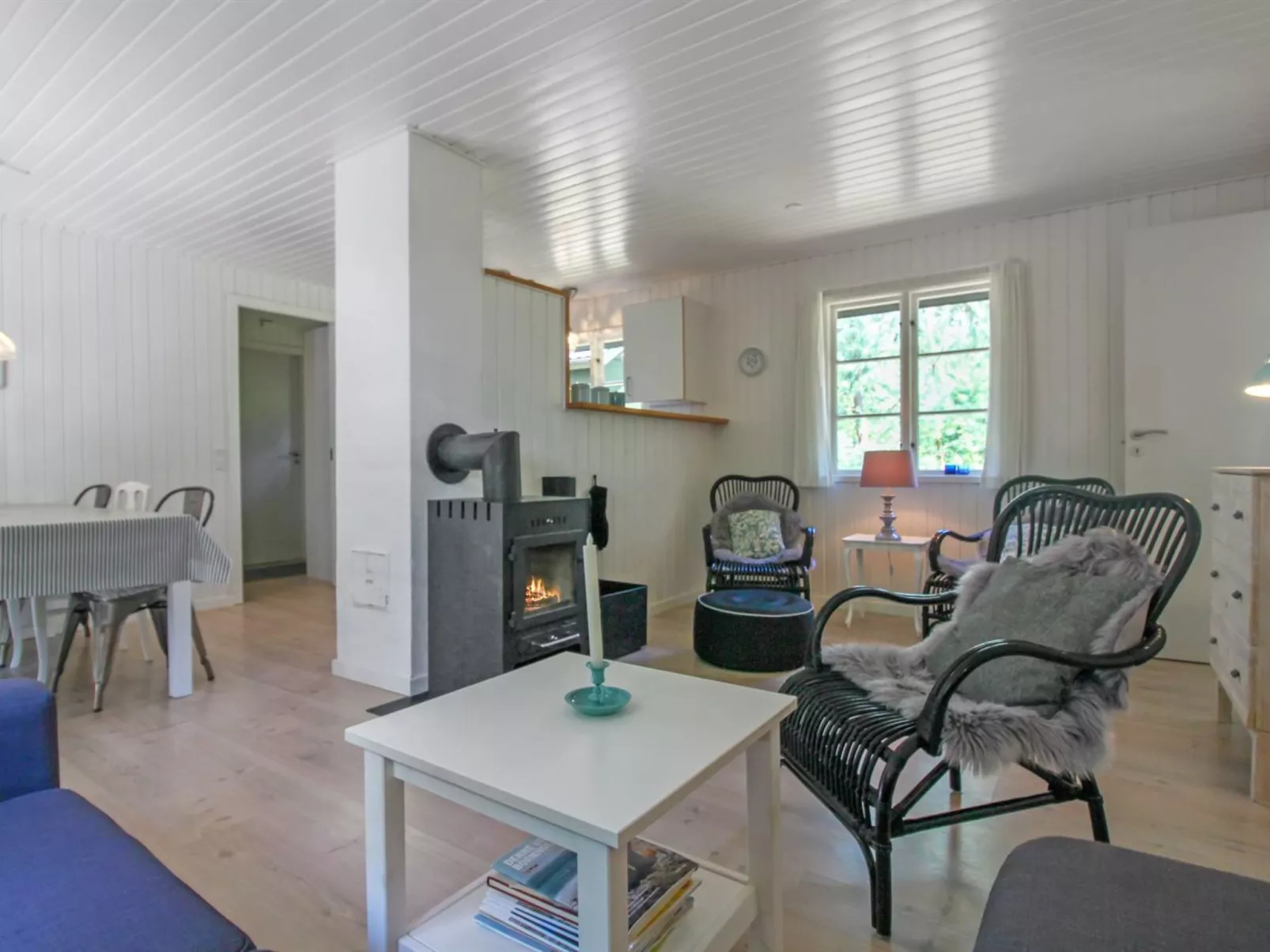 "Gustav" - 250m from the sea-Binnen