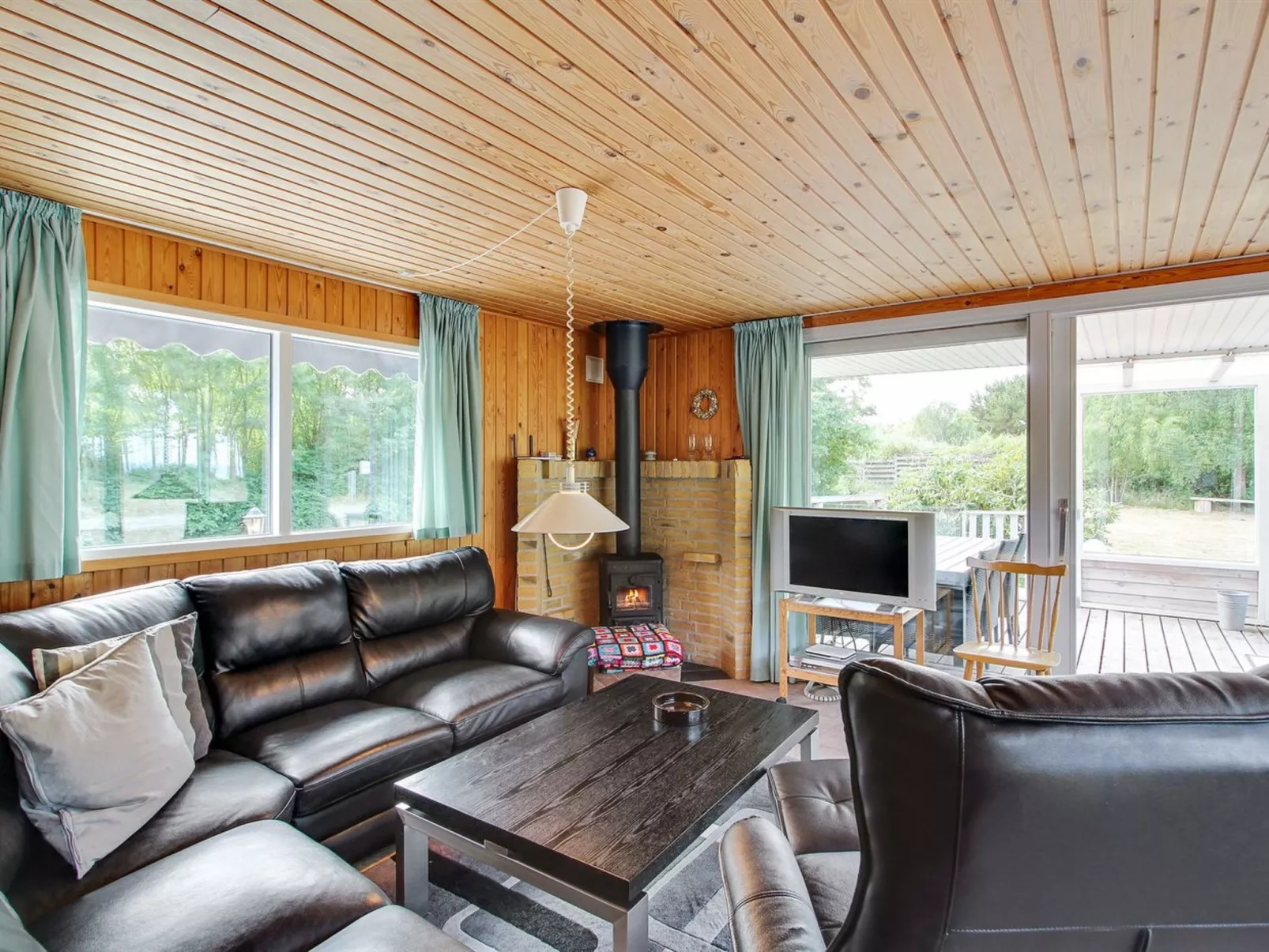 "Eldina" - 100m from the sea-Binnen