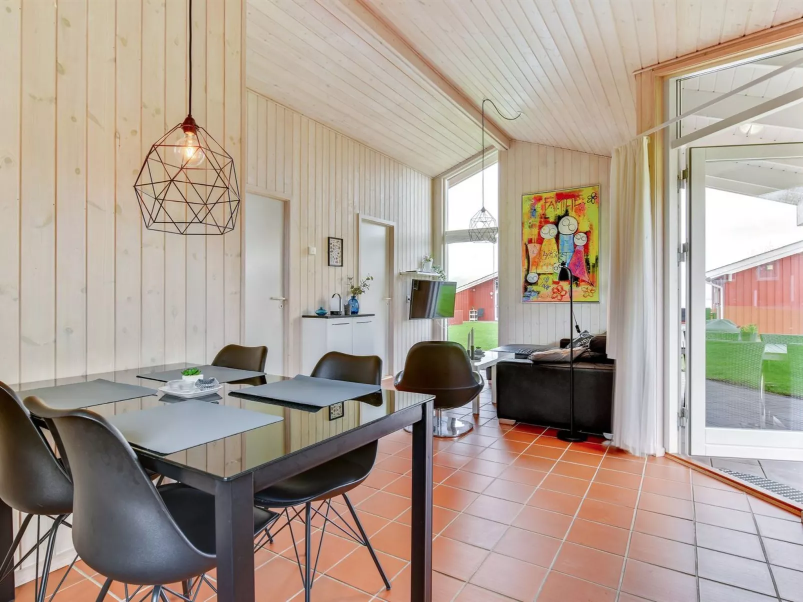 "Helga" - 100m from the sea-Binnen