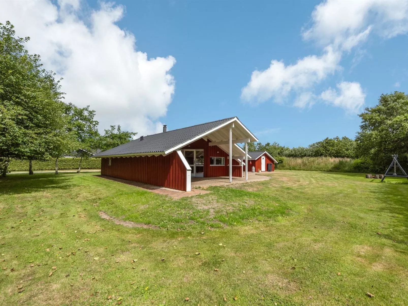 "Danna" - 850m to the fjord-Buiten