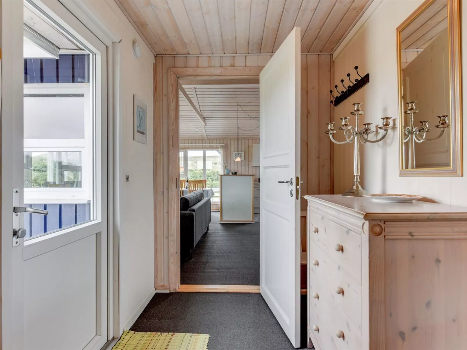 "Ingborg" - 150m from the sea-Binnen