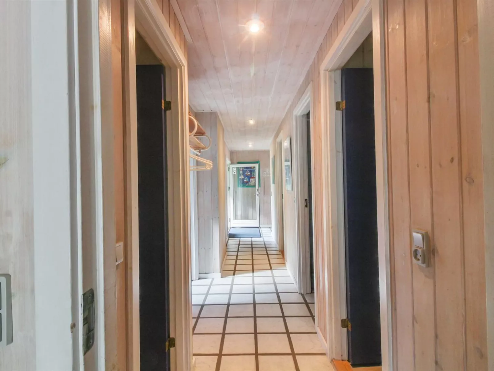 "Adelbrand" - 400m from the sea-Binnen