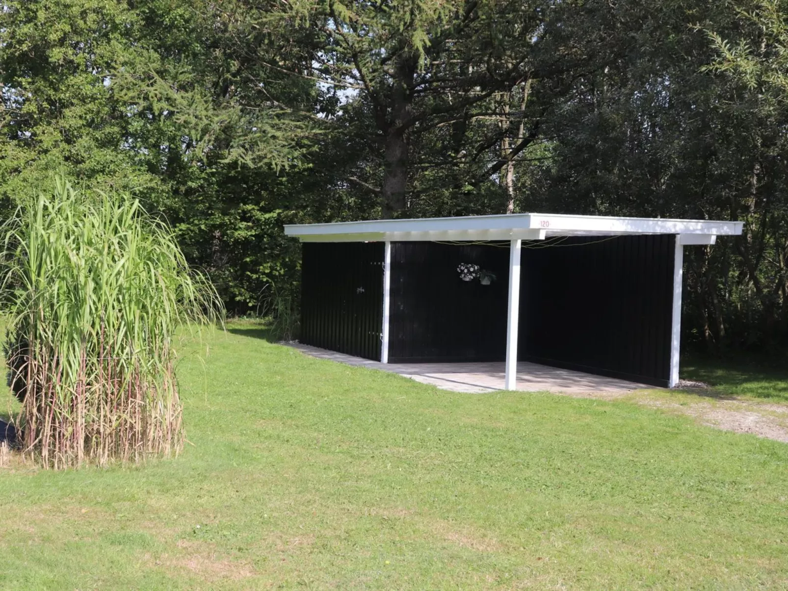 "Anninka" - 28km from the sea-Buiten