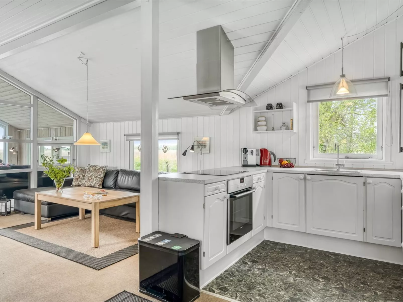 "Eske" - 200m to the fjord-Binnen