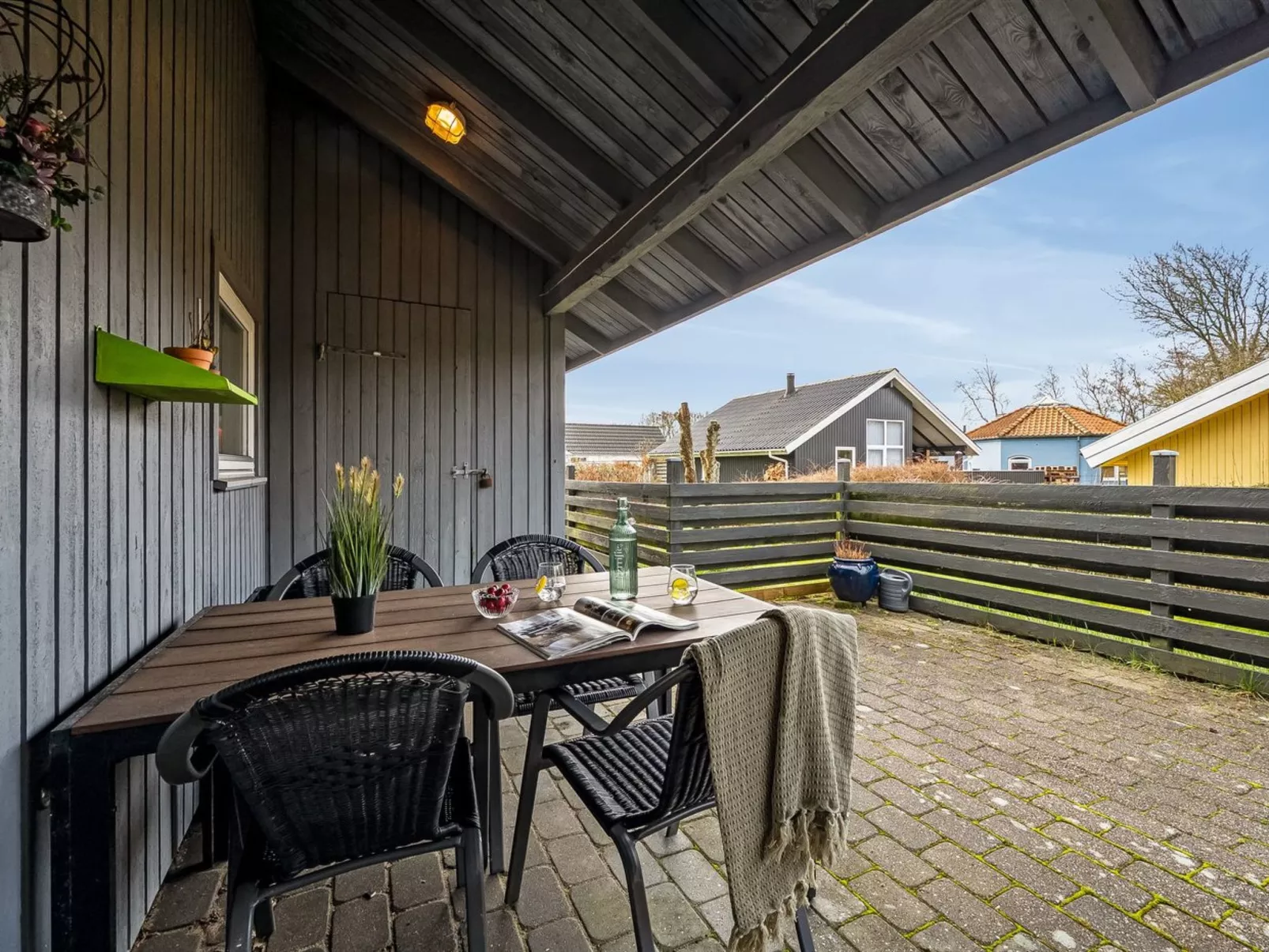 "Remo" - 990m to the fjord-Buiten