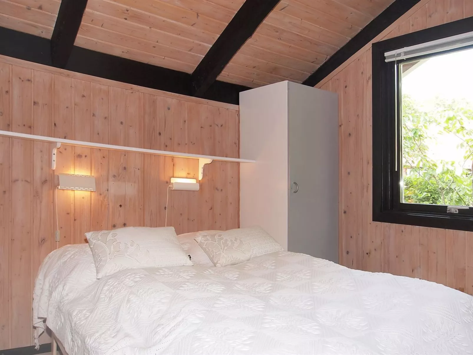 "Throkil" - 450m to the fjord-Binnen