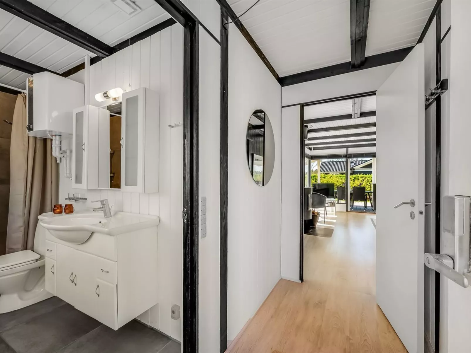 "Sigbrith" - 350m to the fjord-Binnen