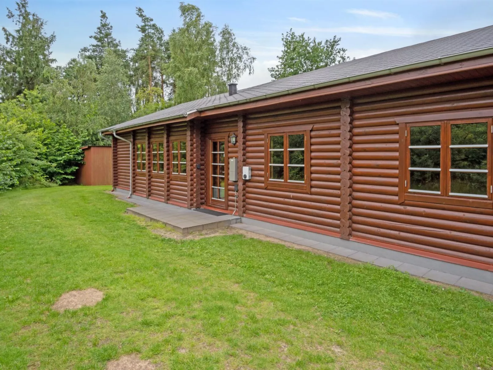 "Frederica" - 30km from the sea-Buiten