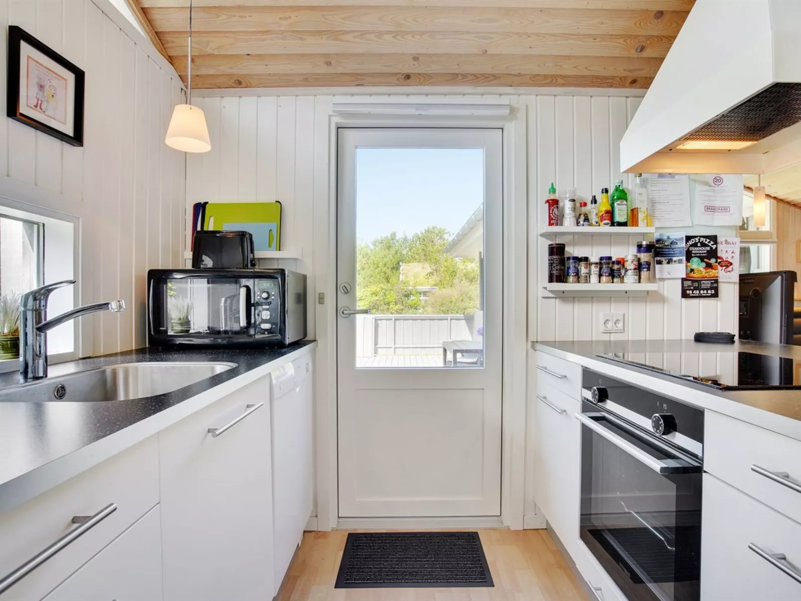 "Aletha" - 180m from the sea-Binnen