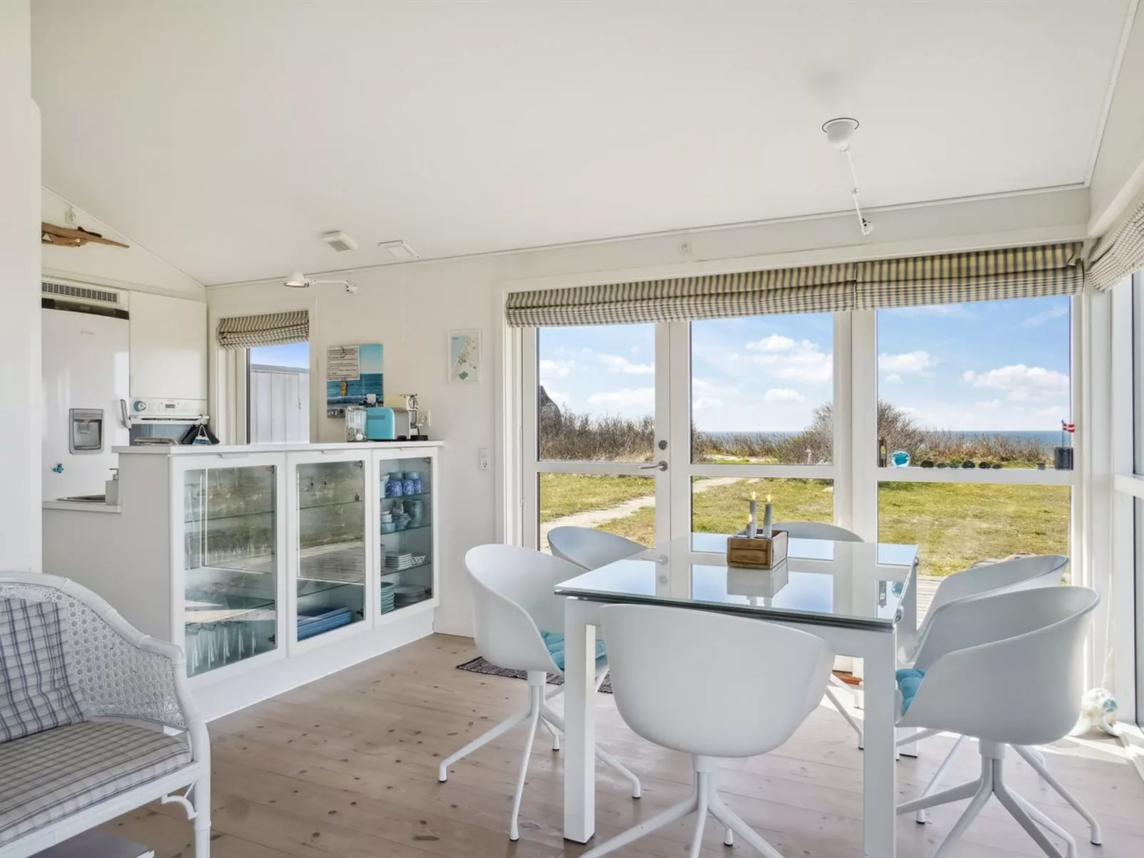 "Normand" - 50m from the sea-Binnen