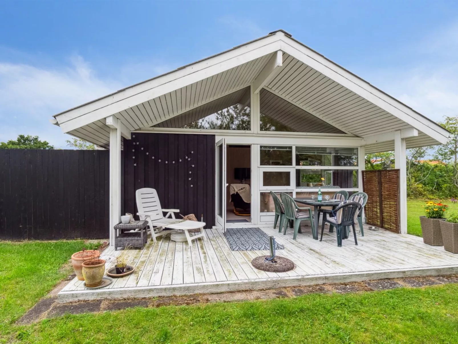 "Akseline" - 300m from the sea-Buiten