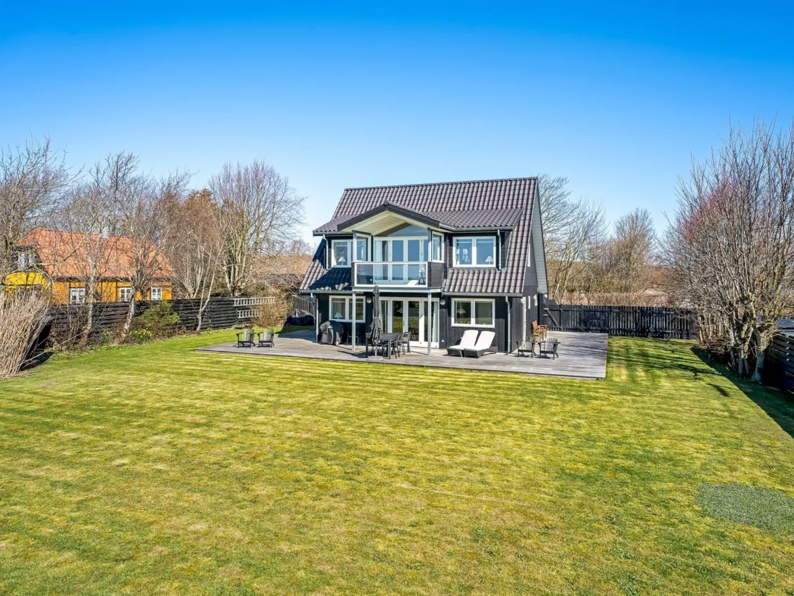 "Esme" - 30m from the sea-Buiten