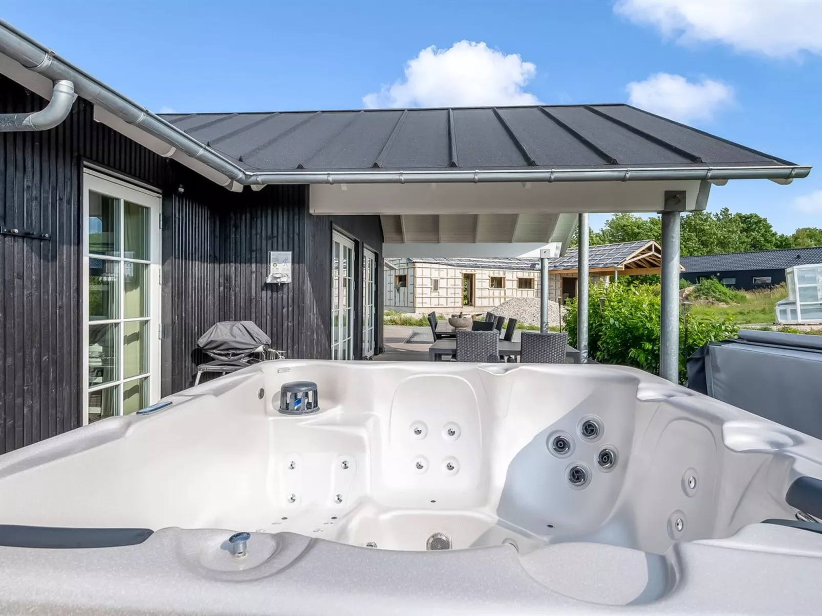 "Bryngeir" - 750m from the sea-Binnen