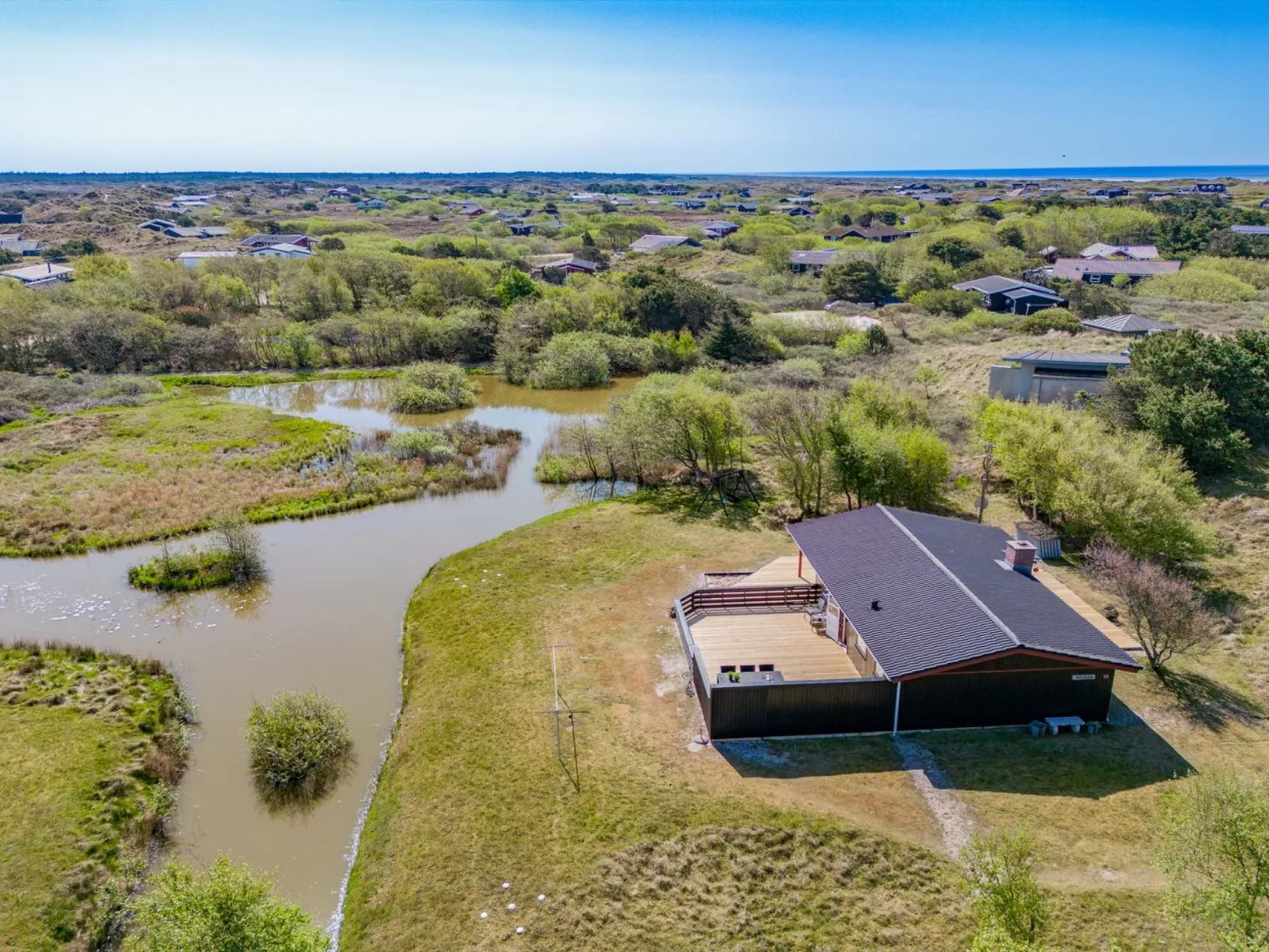 "Bentine" - 400m from the sea