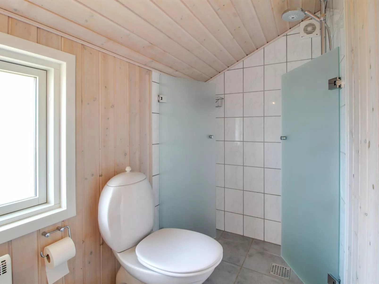 "Aska" - 400m from the sea-Binnen