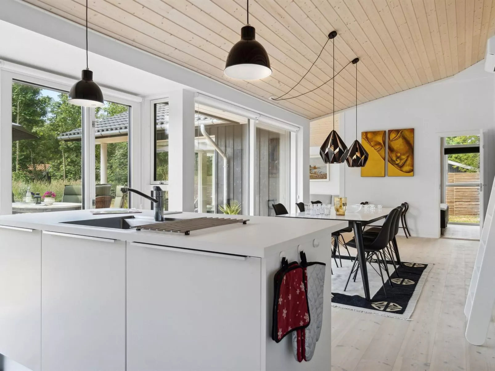 "Elin" - 200m from the sea-Binnen