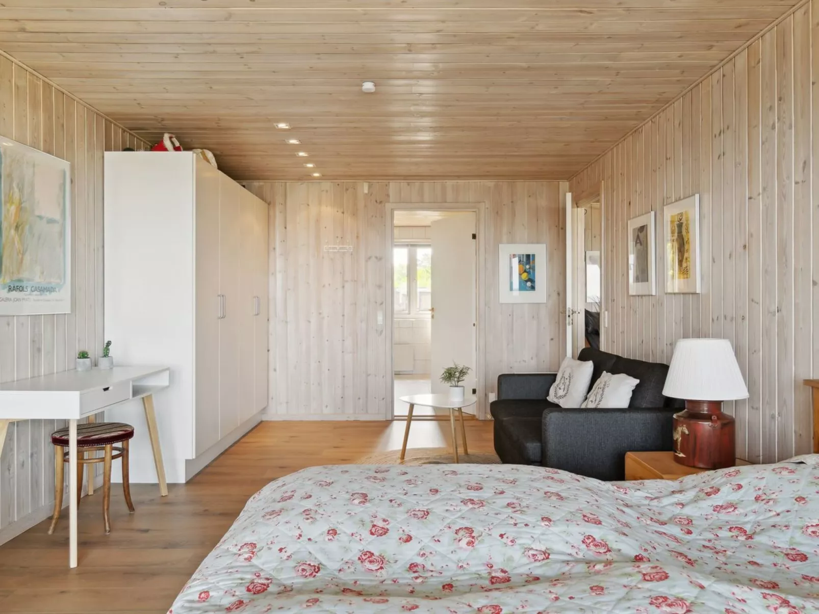 "Gjoko" - 40m from the sea-Binnen