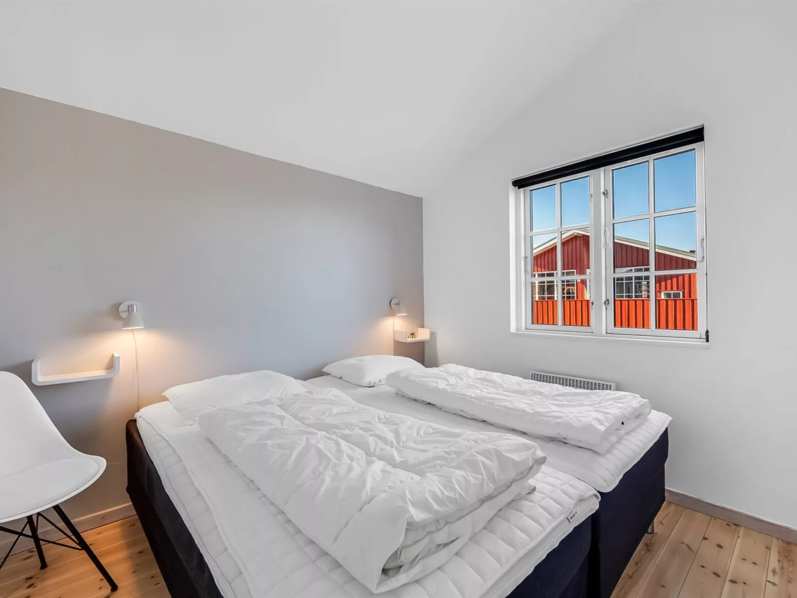 "Albertina" - 300m to the fjord-Binnen