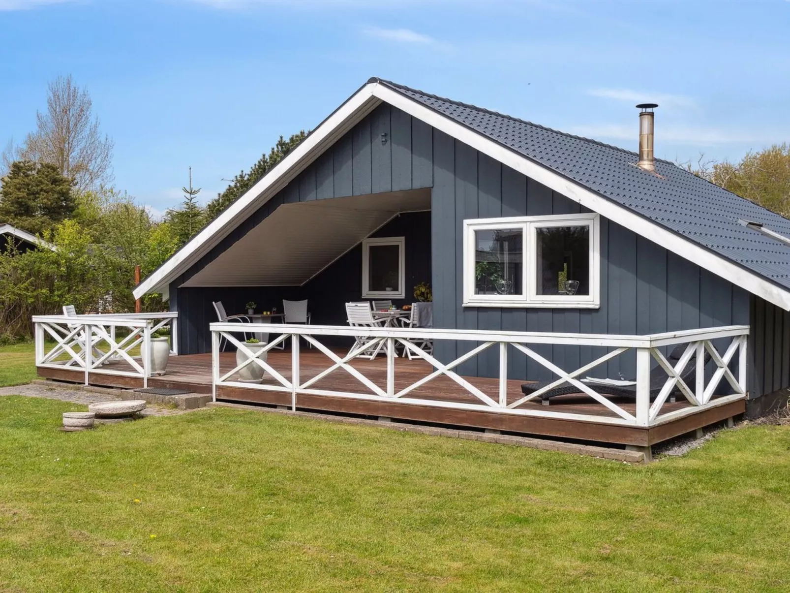 "Reidar" - 600m from the sea-Buiten