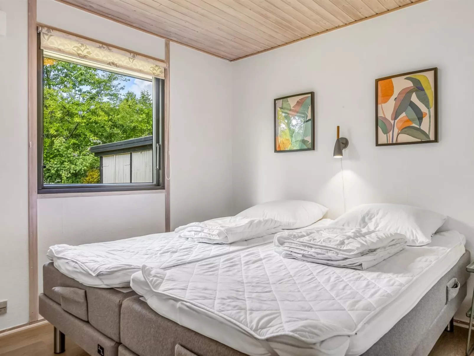 "Mijat" - 30km from the sea-Binnen