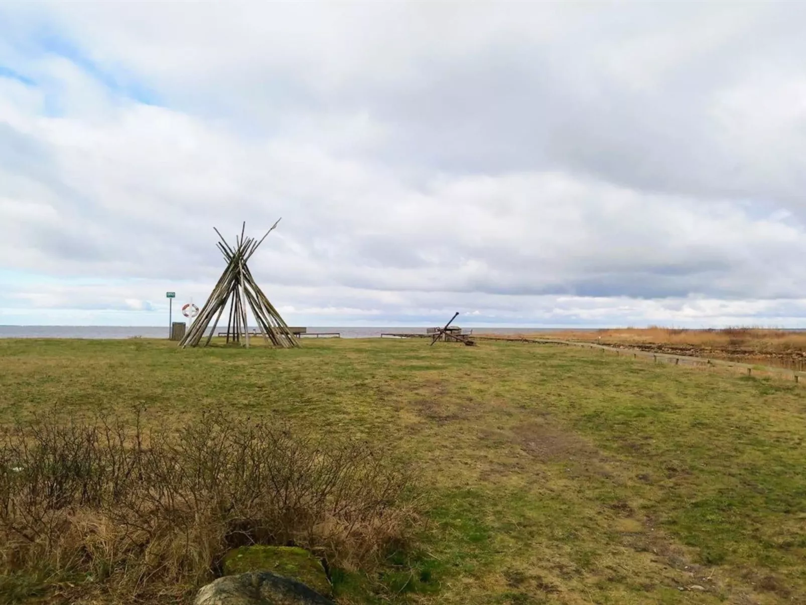 "Ludvika" - 300m to the fjord-Buiten